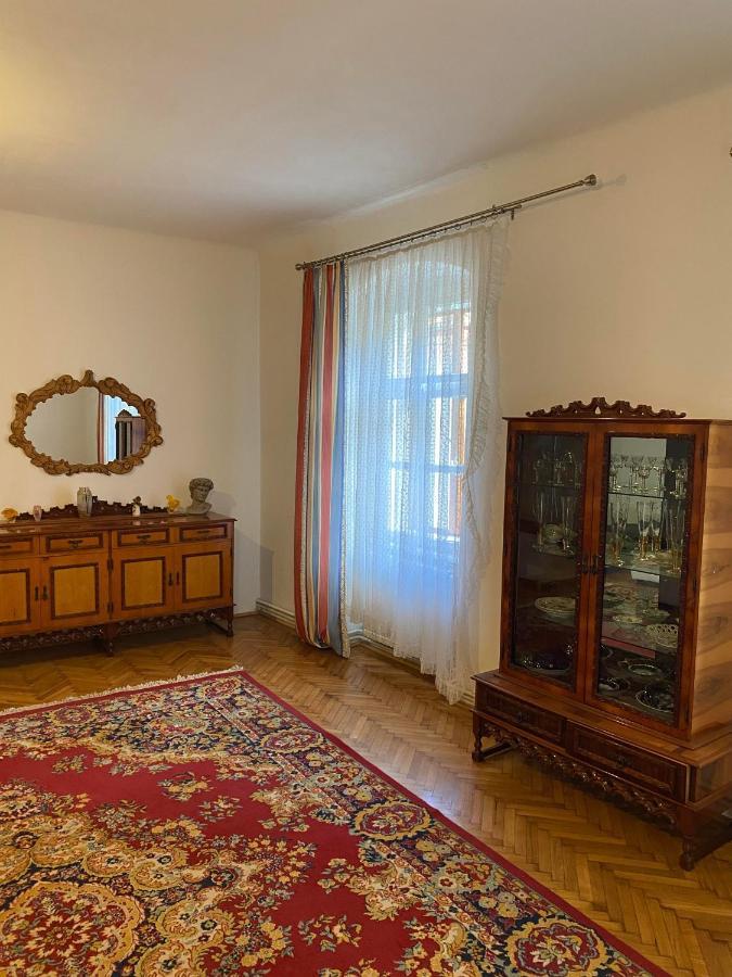 Apartament Istoric Ultracentral - With Parking ซีบิว ภายนอก รูปภาพ